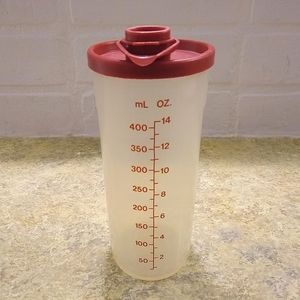 Vintage Tupperware Sweet Saver